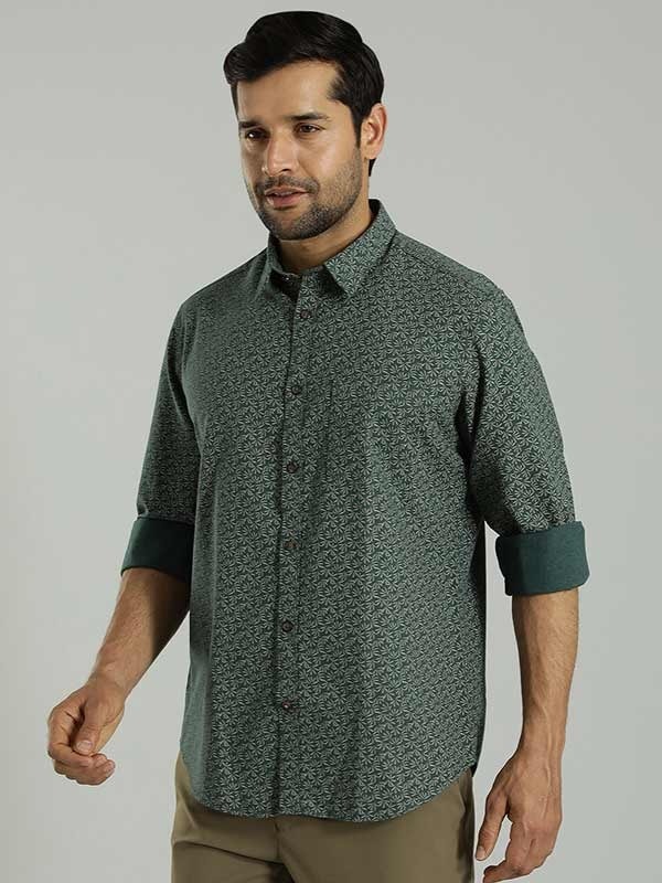 Indian Terrain Men All Over Print Green Shirt